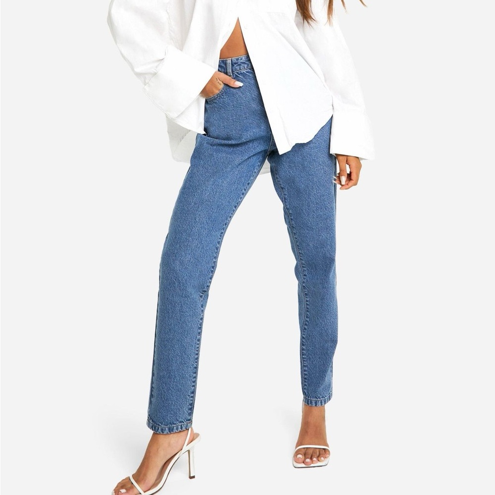 Nasty Gal Classic Blue Women's Mom Jeans